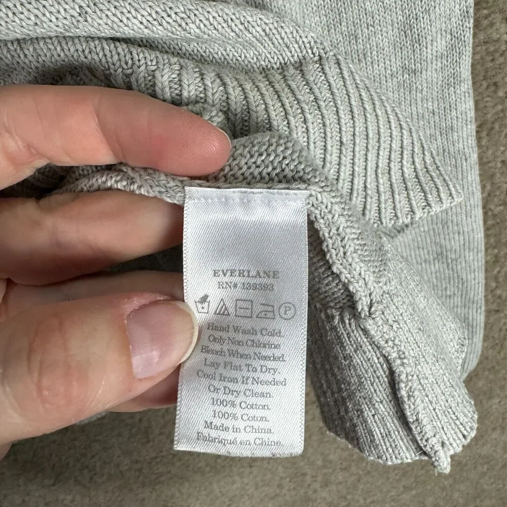 Everlane Sweater Womens Size Medium M Light Gray V Neck Pullover Boxy Fit Cotton